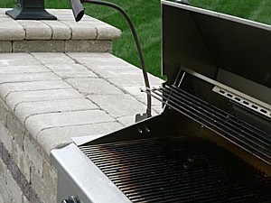 Outdoor Kitchens & Grills